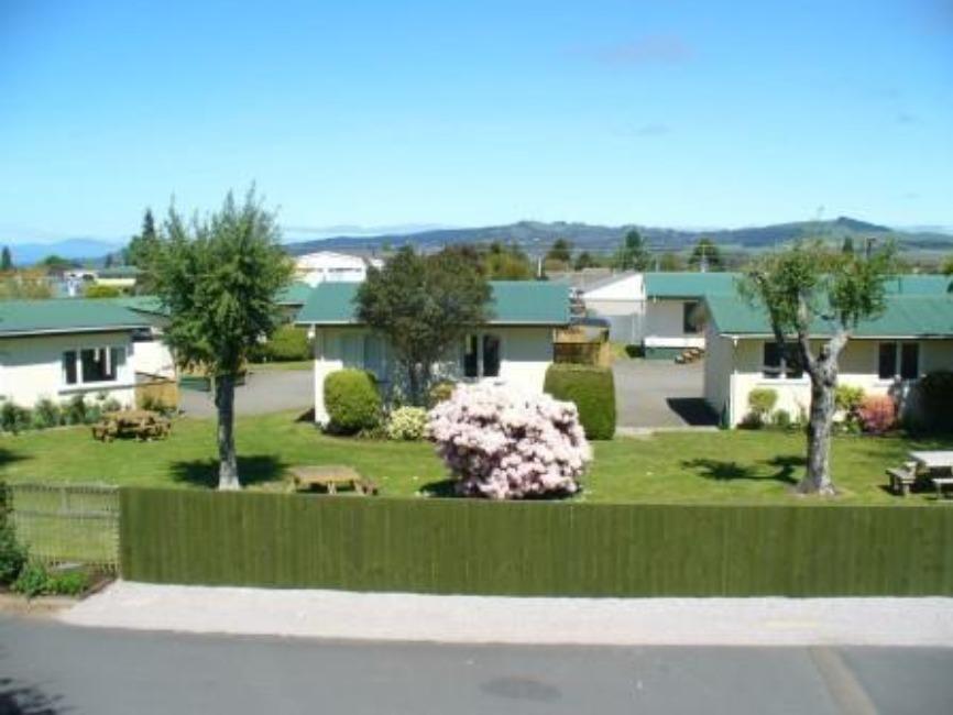 Taupo Top 10 Holiday Park Exterior photo